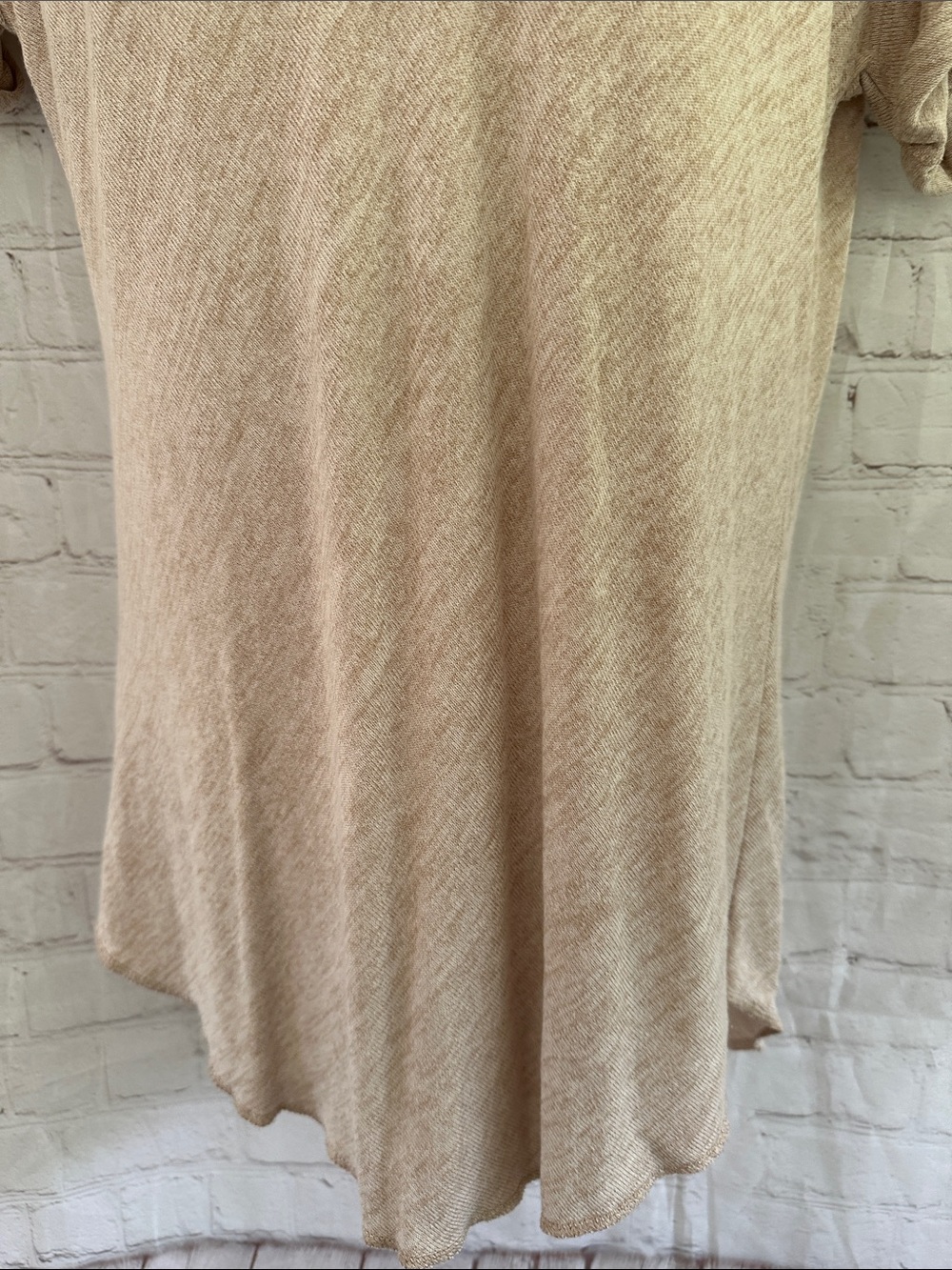 Olivia Blu Light Beige V-Neck Women's knit top size L - Picture 3 of 6